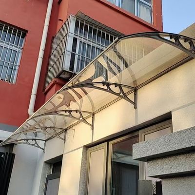 좋은 가격 알루미늄 브래킷 PC 고체 잎 천장과 함께 당신의 문을위한 최고의 보호를 얻으십시오 날씨에 저항 amp 디자인 다재다능 온라인으로