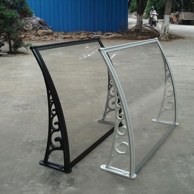 좋은 가격 노란색화, 균열 및 퇴색에 저항하는 내구성 있는 폴리카보네이트 고체판 천장 PC 천장 온라인으로