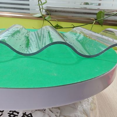 날씨 저항성 자외선 코팅 맑은 플라스틱 폴리카보네이트 헐리우드 시트 타일 페르골라 Patios 및 덮인 보행로를 위해
