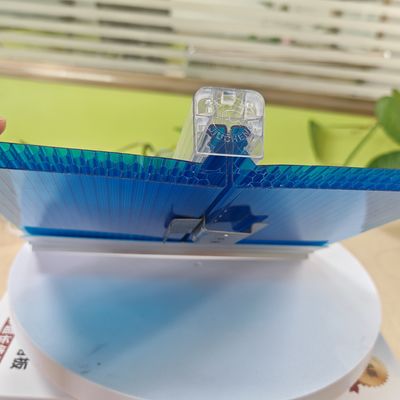 허니콤 U-락 폴리카보네이트 시트 - 경량 충격 방지 지붕재