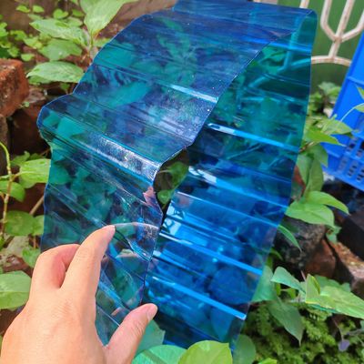 좋은 가격 블루 플라스틱 폴리카보네이트 골판 시트 충격 방지 및 경량화로 기능성과 디자인 향상 온라인으로