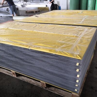 자동 압출 기술로 생산된 플라스틱 폴리카보네이트 시트 공장으로, 일관성과 성능 신뢰성을 제공합니다.