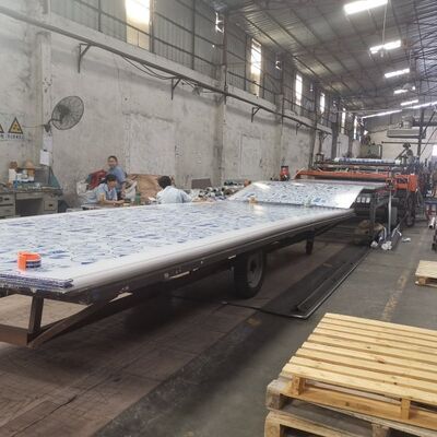 자동 압출 기술로 생산되어 일관되고 성능 신뢰성을 제공하는 플라스틱 폴리카보네이트 시트의 중국 제조업체