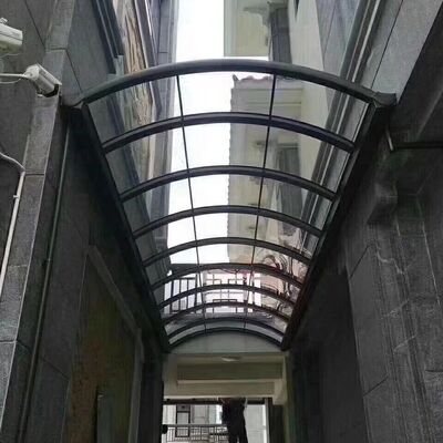 좋은 가격 맞춤형 알루미늄 프레임과 폴리카보네이트 지붕 천장 온라인으로